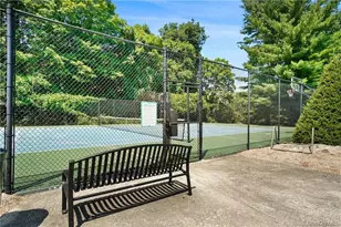 76 Random Farms Cir, Chappaqua, NY 10514 - Photo 10
