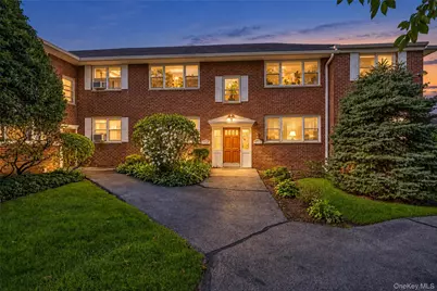 121 N Broadway #22K, White Plains, NY 10603 - Photo 2
