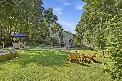 14 Young Street, Cortlandt Manor, NY 10567 - Photo 2
