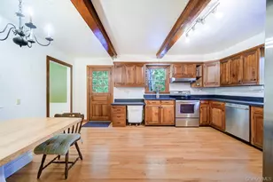 57 Forest View Rd, Wappingers Falls, NY 12590 - Photo 10
