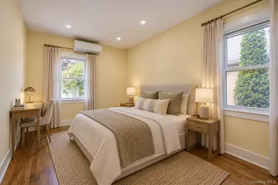 32-28 Utopia Parkway, Flushing, NY 11358 - Photo 12