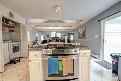 68 Chestnut Street, Mount Sinai, NY 11766 - Photo 10