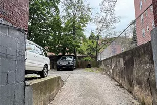 144-34 37th Ave, Flushing, NY 11354 - Photo 20
