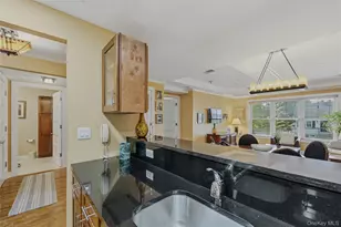 225 Stanley Ave, Mamaroneck, NY 10543 - Photo 8