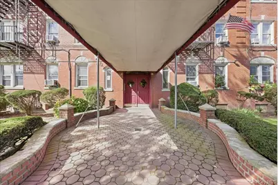360 Ocean Parkway #5G, Brooklyn, NY 11218 - Photo 4