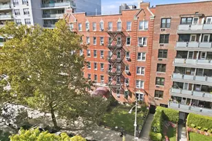 360 Ocean Pkwy, Brooklyn, NY 11218 - Photo 32