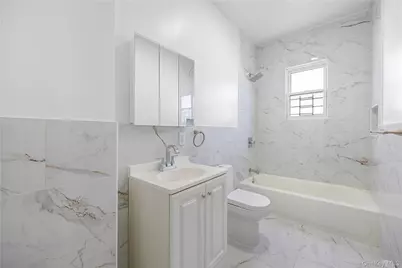 4511 Monticello Avenue, Bronx, NY 10466 - Photo 16