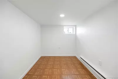 4511 Monticello Avenue, Bronx, NY 10466 - Photo 22