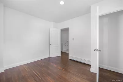 4511 Monticello Avenue, Bronx, NY 10466 - Photo 20
