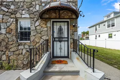 4511 Monticello Avenue, Bronx, NY 10466 - Photo 4