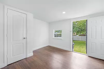 4511 Monticello Avenue, Bronx, NY 10466 - Photo 18