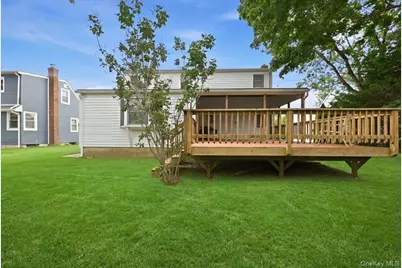 4001 Wicks Avenue, Seaford, NY 11783 - Photo 32
