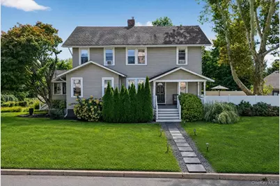 5 Franklin Avenue, Glen Cove, NY 11542 - Photo 2