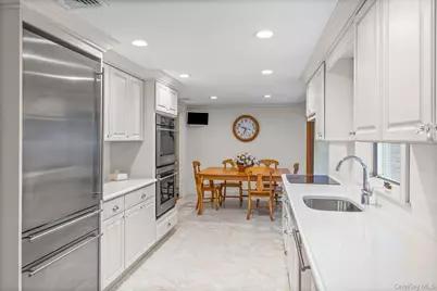 123 Old Post Drive, Hauppauge, NY 11788 - Photo 6