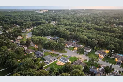 123 Old Post Drive, Hauppauge, NY 11788 - Photo 38