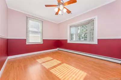 8 N 5th Street, Holbrook, NY 11741 - Photo 18