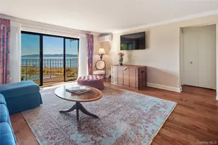 303 Kemeys Cove, Briarcliff Manor, NY 10510 - Photo 4