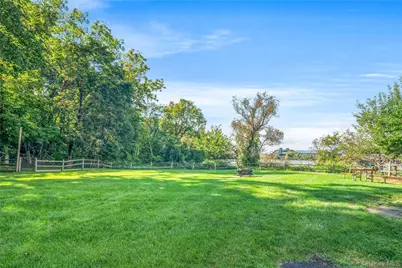 303 Kemeys Cove #303, Briarcliff Manor, NY 10510 - Photo 34