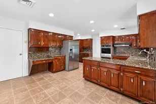 12 Arleigh Rd, Great Neck, NY 11021 - Photo 12