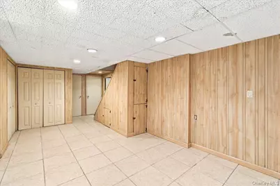 973 N 3rd Street, New Hyde Park, NY 11040 - Photo 30