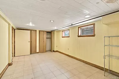 973 N 3rd Street, New Hyde Park, NY 11040 - Photo 32