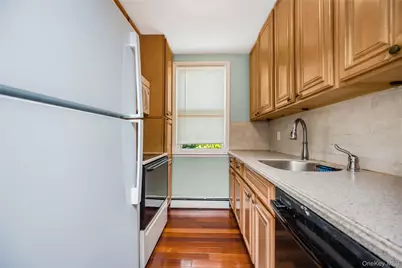 570 Broadway #B11, Lynbrook, NY 11563 - Photo 10