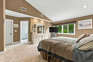 23 Willow Ridge Dr, Smithtown, NY 11787 - Photo 20