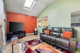 1647 Straight Path, Lindenhurst, NY 11757 - Photo 22