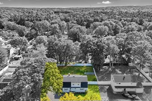 14 Hollingwood Dr, Coram, NY 11727 - Photo 6