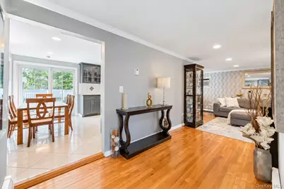 14 Hollingwood Drive, Coram, NY 11727 - Photo 14