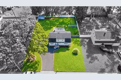 14 Hollingwood Drive, Coram, NY 11727 - Photo 4
