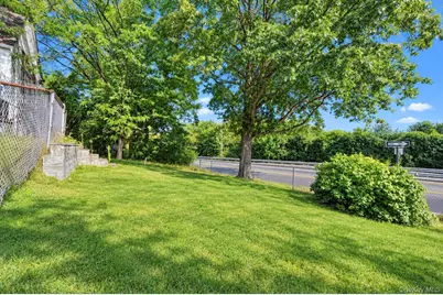 54-29 253rd Street, Little Neck, NY 11362 - Photo 10