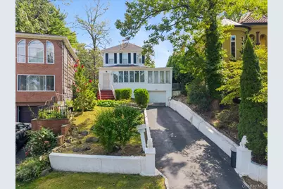 195-12 McLaughlin Avenue, Hollis, NY 11423 - Photo 2