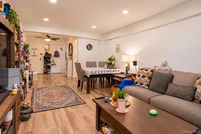 16 Main Street #1Q, East Rockaway, NY 11518 - Photo 6