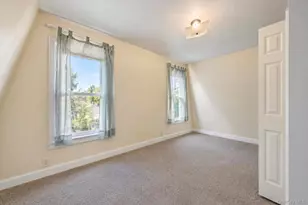 33 Claridge Ave, Elmont, NY 11003 - Photo 22