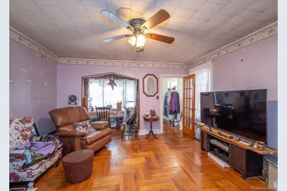 9021 81st Road, Glendale, NY 11385 - Photo 8