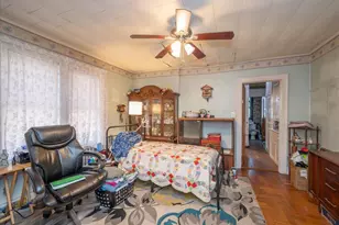 90-21 81st Rd, Glendale, NY 11385 - Photo 10