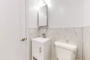 67-39 Clyde St, Forest Hills, NY 11375 - Photo 34
