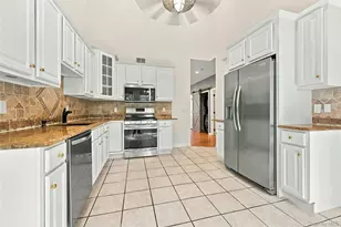 41 Sunflower Ridge Rd, South Setauket, NY 11720 - Photo 8