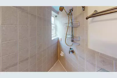 67-08 Exeter Street #2, Forest Hills, NY 11375 - Photo 32