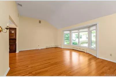 1 Francesca Drive, Oyster Bay, NY 11771 - Photo 6