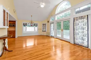 1 Francesca Dr, Oyster Bay, NY 11771 - Photo 14