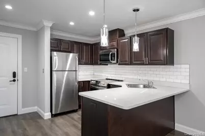 190 Fulton Street #E212, Farmingdale, NY 11735 - Photo 2