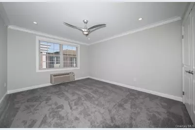 190 Fulton Street #E212, Farmingdale, NY 11735 - Photo 6