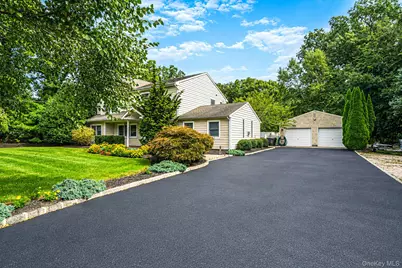 239 Radio Avenue, Miller Place, NY 11764 - Photo 4