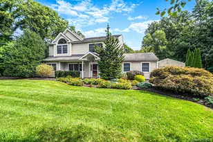 239 Radio Ave, Miller Place, NY 11764 - Photo 2