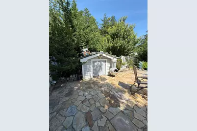 12 Cayuga Avenue, East Northport, NY 11731 - Photo 22