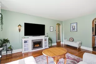 25 Hayes St, Kingston, NY 12401 - Photo 8