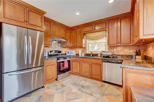 57-03 Cloverdale Blvd, Oakland Gardens, NY 11364 - Photo 4