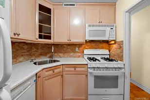 17-85 215th St, Bayside, NY 11360 - Photo 12